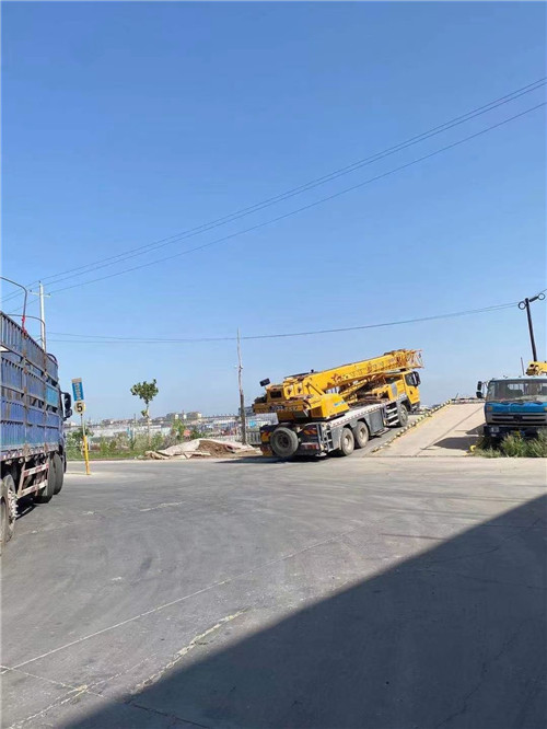 湛河区25吨吊车的租赁价格大概是多少？